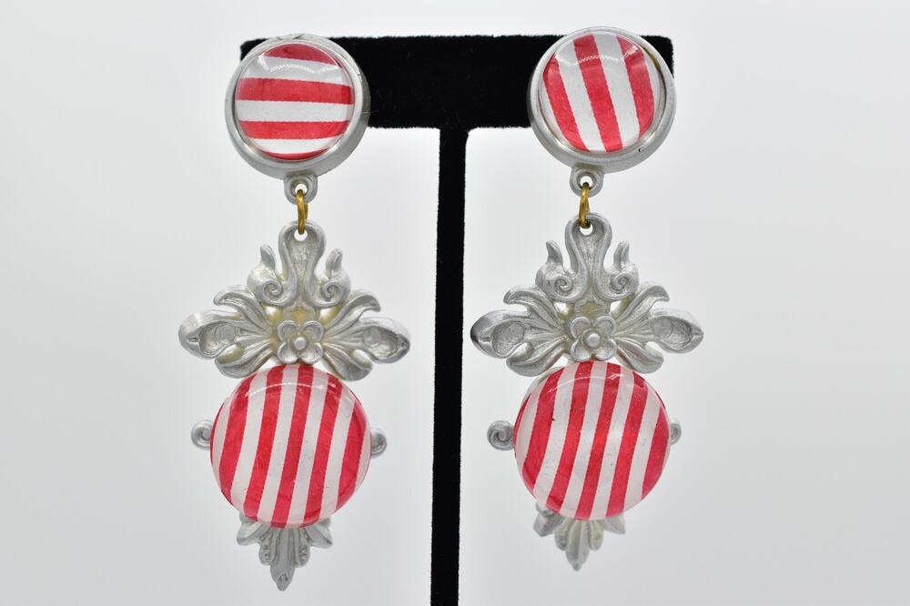 Vintage Clip On Earrings Nautical Stripe Red White Lucite Silver Chunky NOS A28